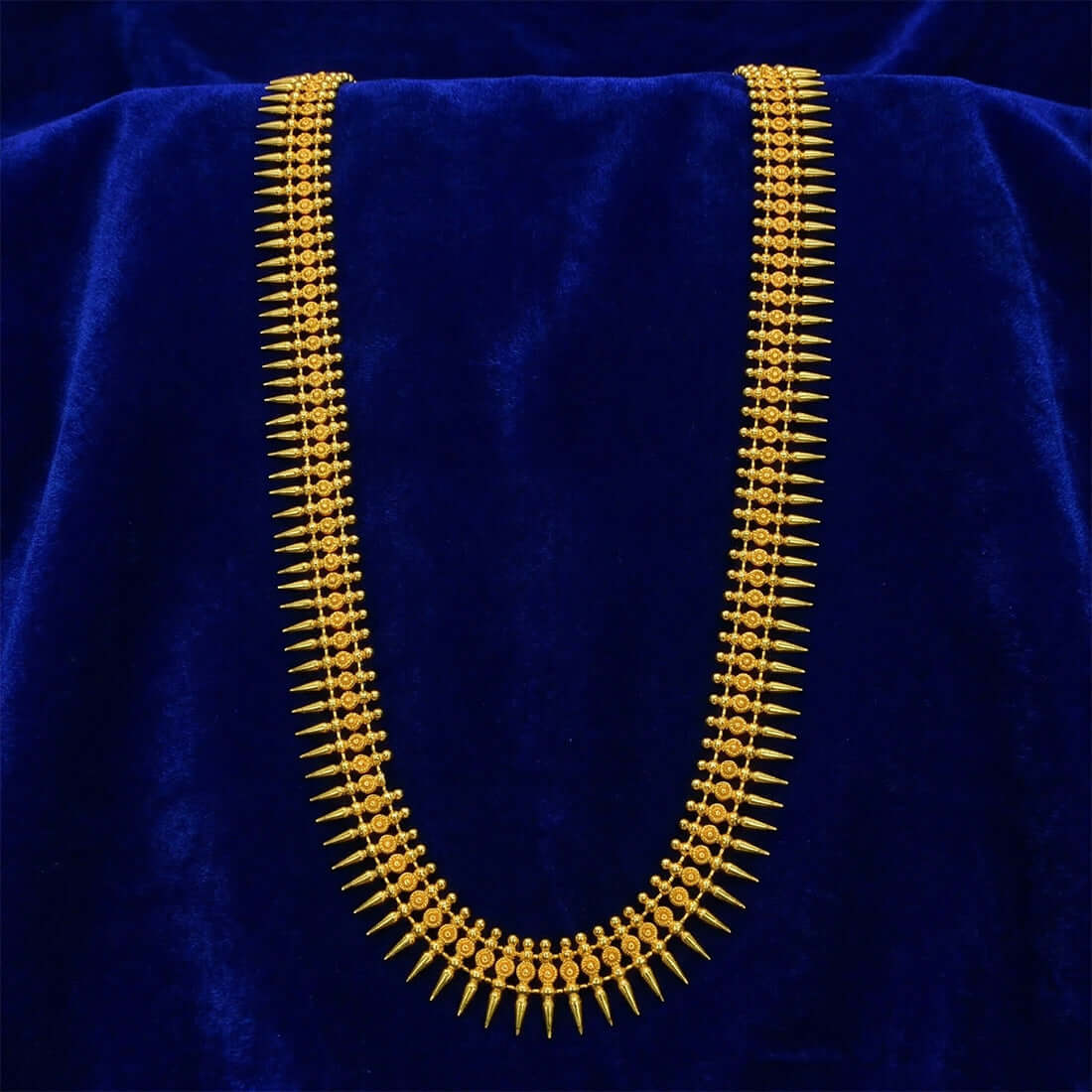 Alluring Gold Plated Pichimottu/Jasmine Long Chain