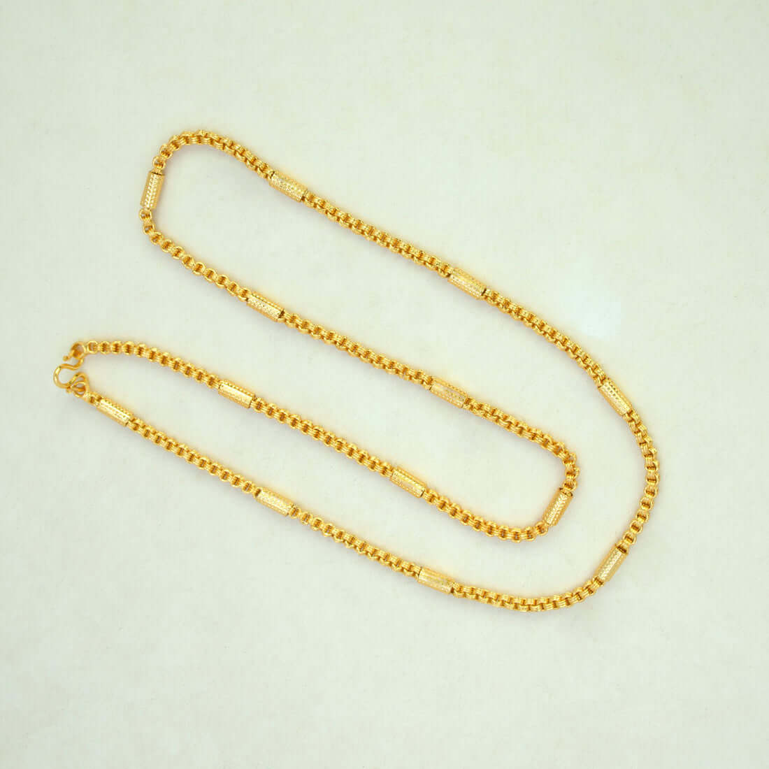 Gold-Plated-Cylindrical-Box-Savitham-Chain-Wbg