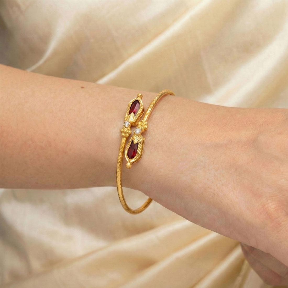 Kerala-Traditional-Gold-Plated-Open-Nagapadam-Bracelet_Red