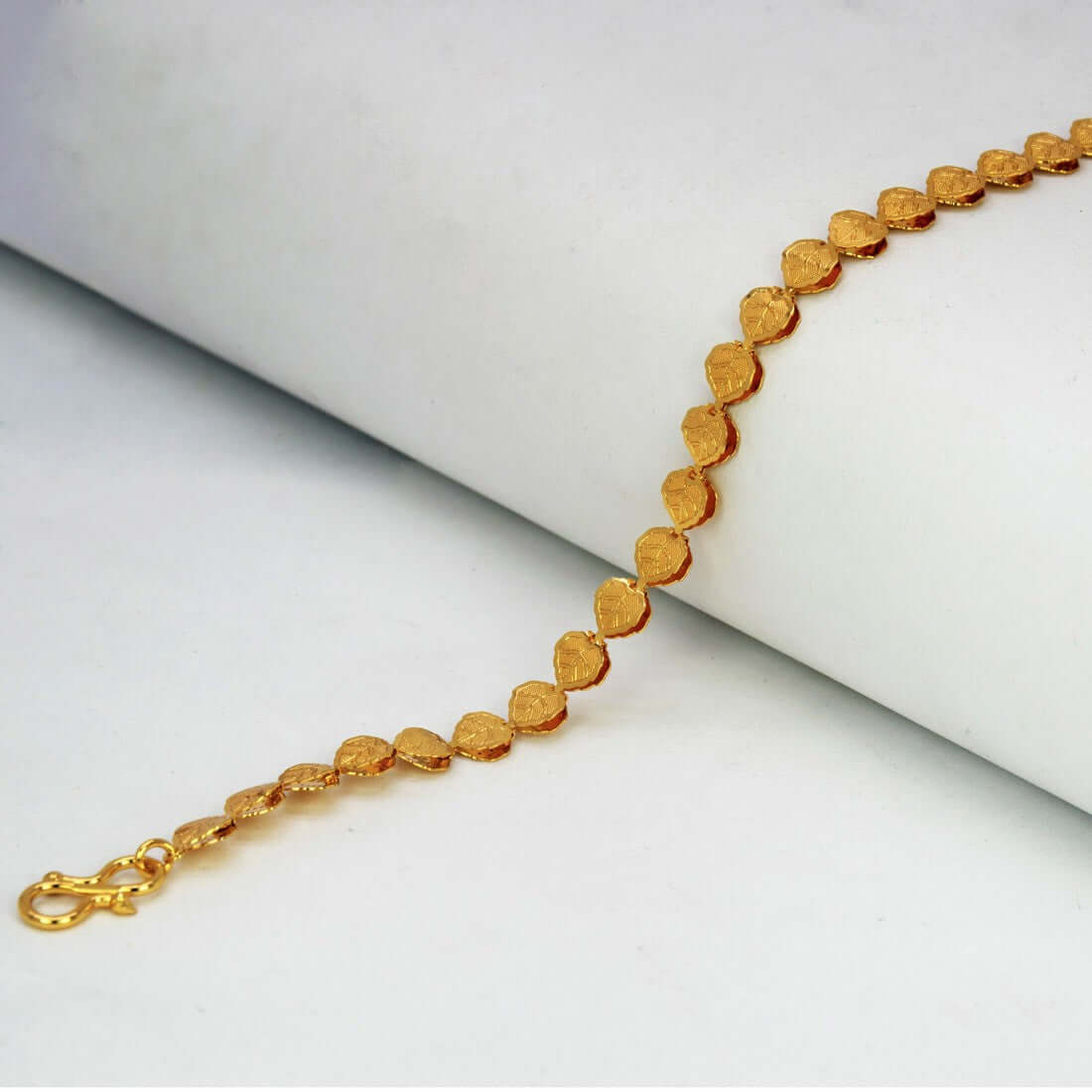 Stylish Gold Plated Designer Leaf Bracelet