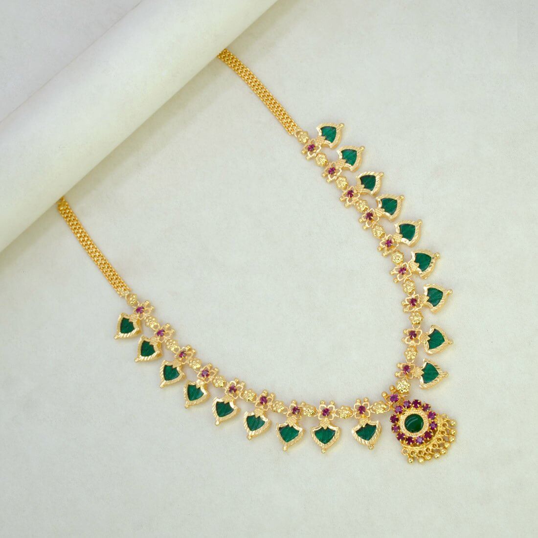 Gold Plated Traditional Indian Palakka Necklace - 9 Stones - K Supreme