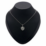 Simple-silver-tone-heart-pendant-with-chain