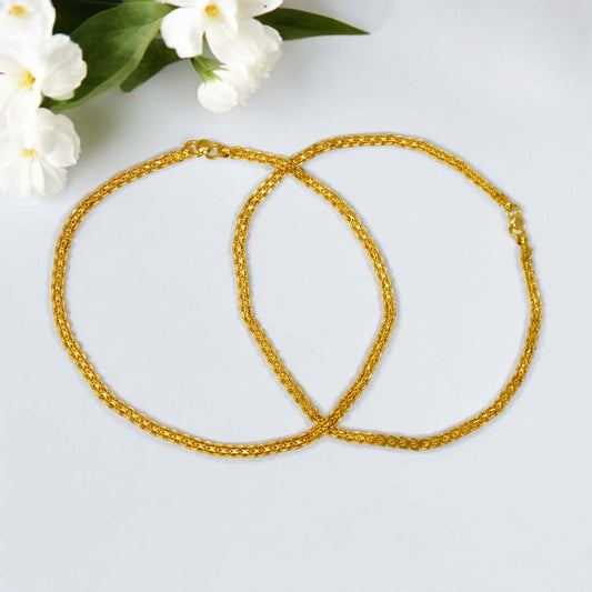 Trendy Gold Plated Urvashi Chain Anklets