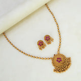 Antique Kemp Mandala Pendant Necklace Set