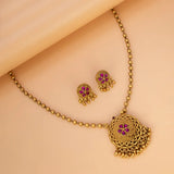 Antique Kemp Mandala Pendant Necklace Set