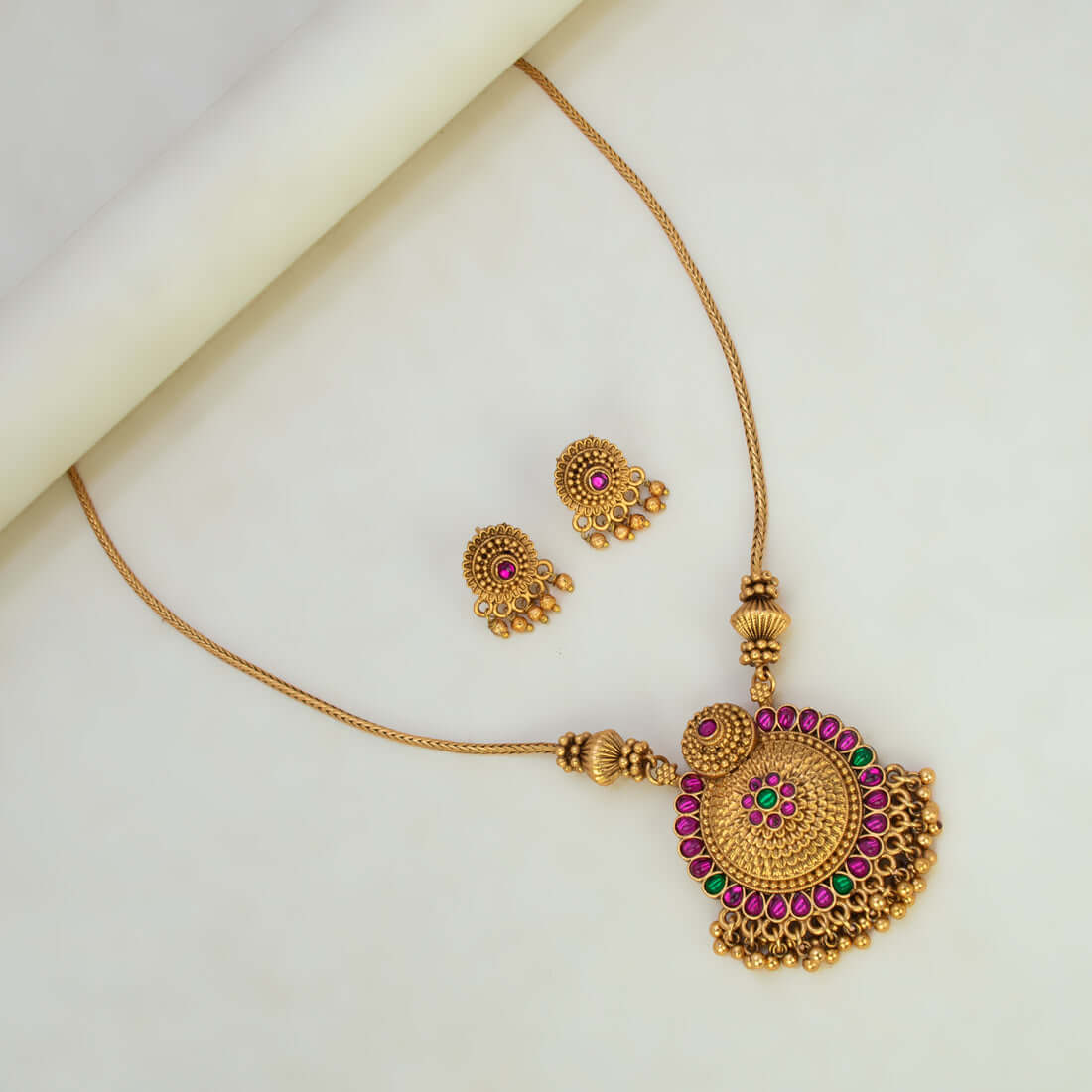 Exquisite Antique Gold Floral Stone Pendant Set - Multi colour