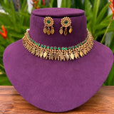 Antique Kemp Stone Elakkathali Necklace Set-Green