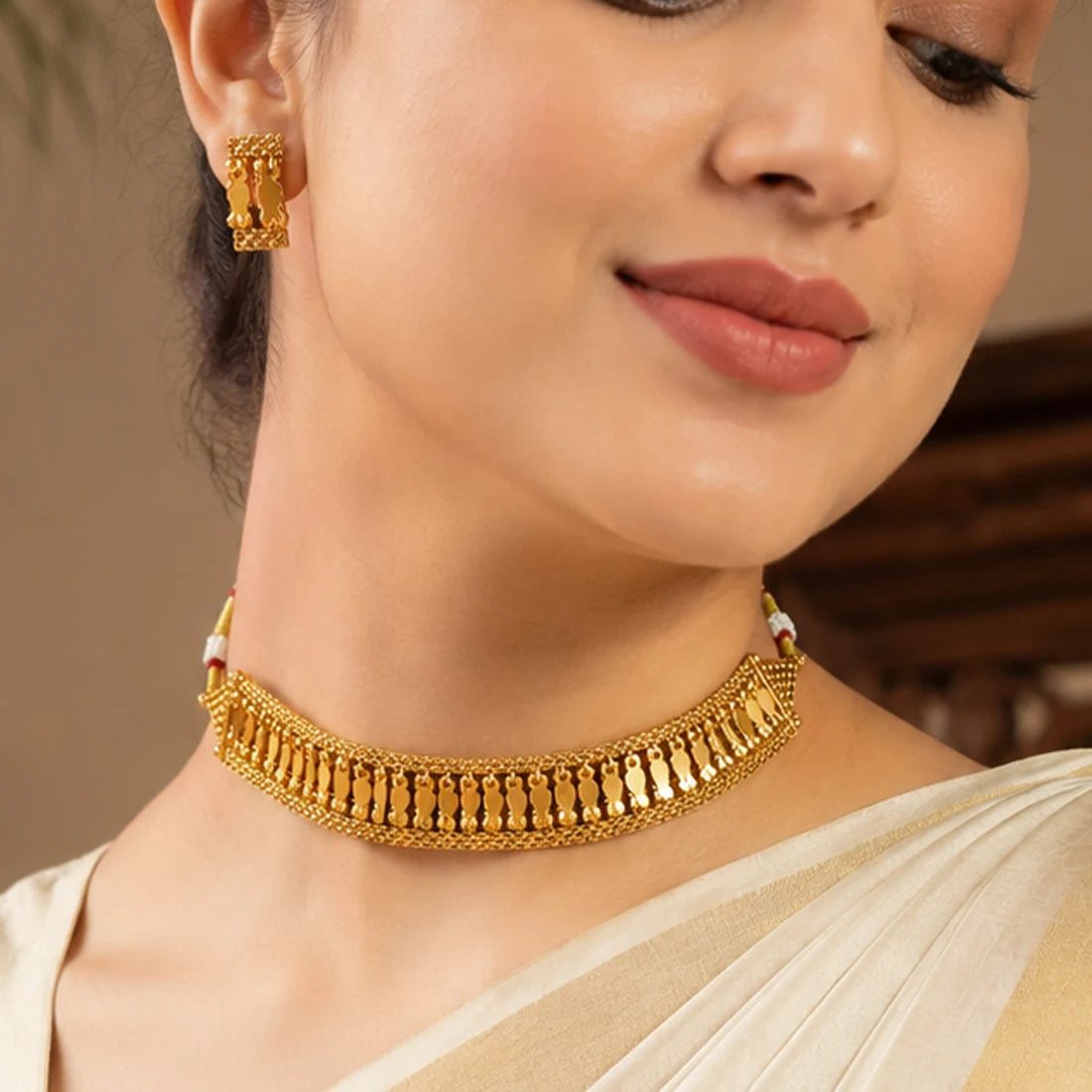 Antique Single Line Elakkathali Necklace Set