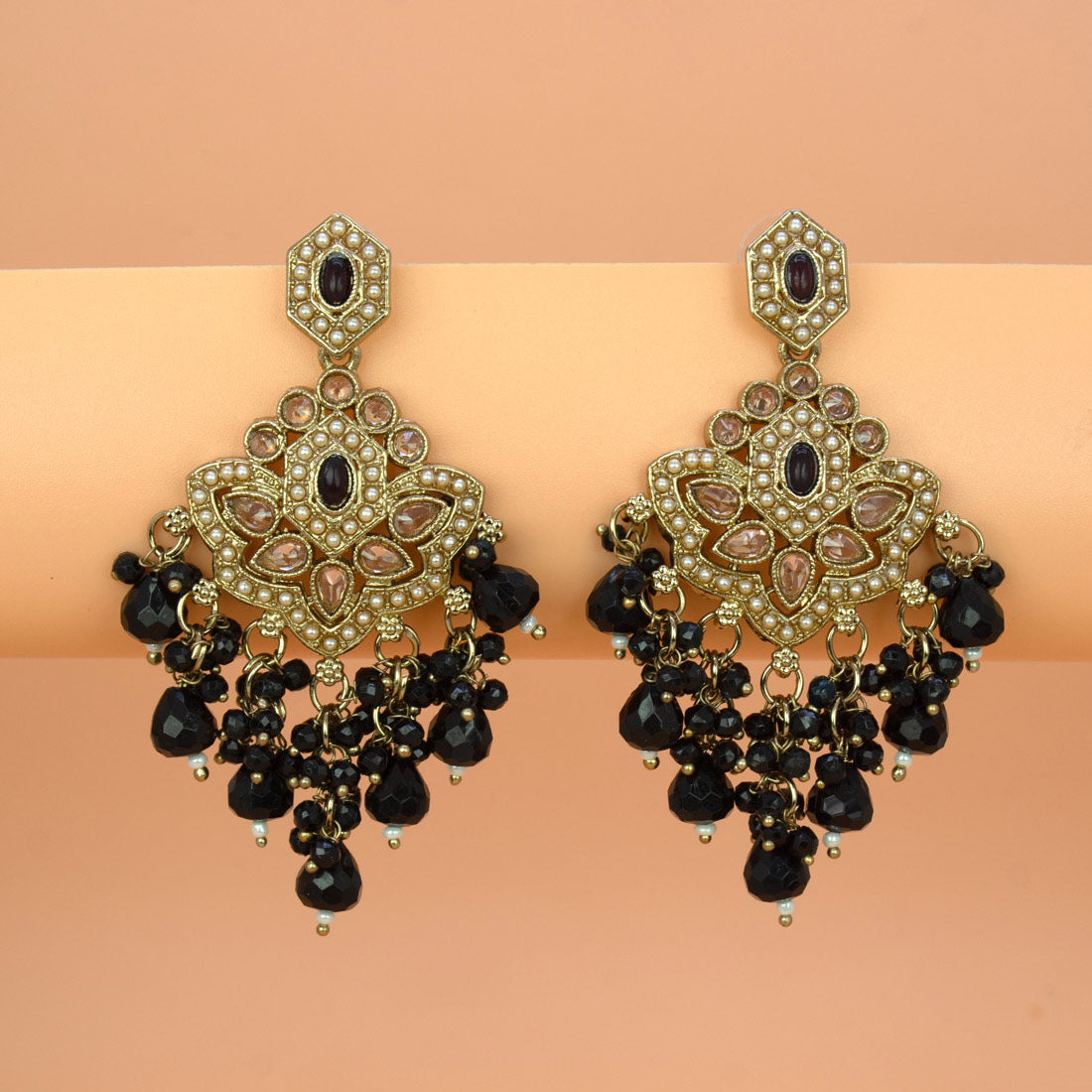 Fashion-Drop-Black-Beaded-Earrings