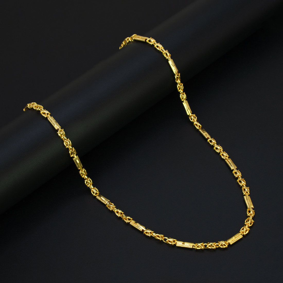 Stylish Gold Plated Designer Unisex Chain