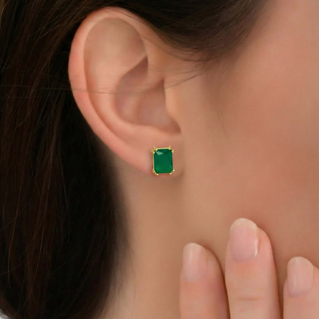 Alluring Gold Plated Emerald Rectangle Stone Ear Studs