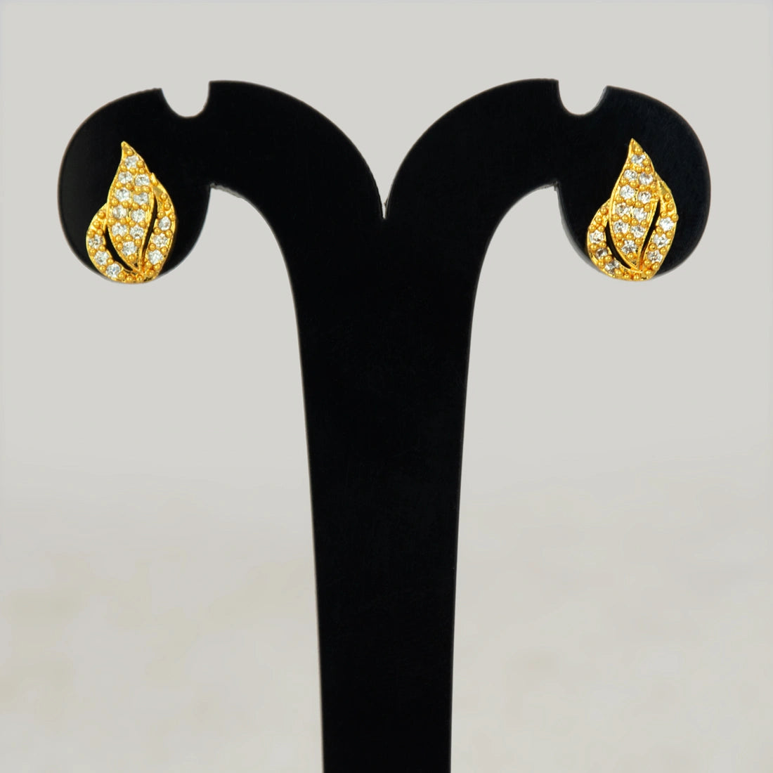 Gold Plated Leaf Model Stone Stud-AD