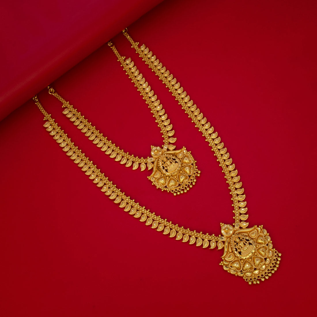 Matte Gold Plated Lakshmi Mango Bridal Jewellery Set