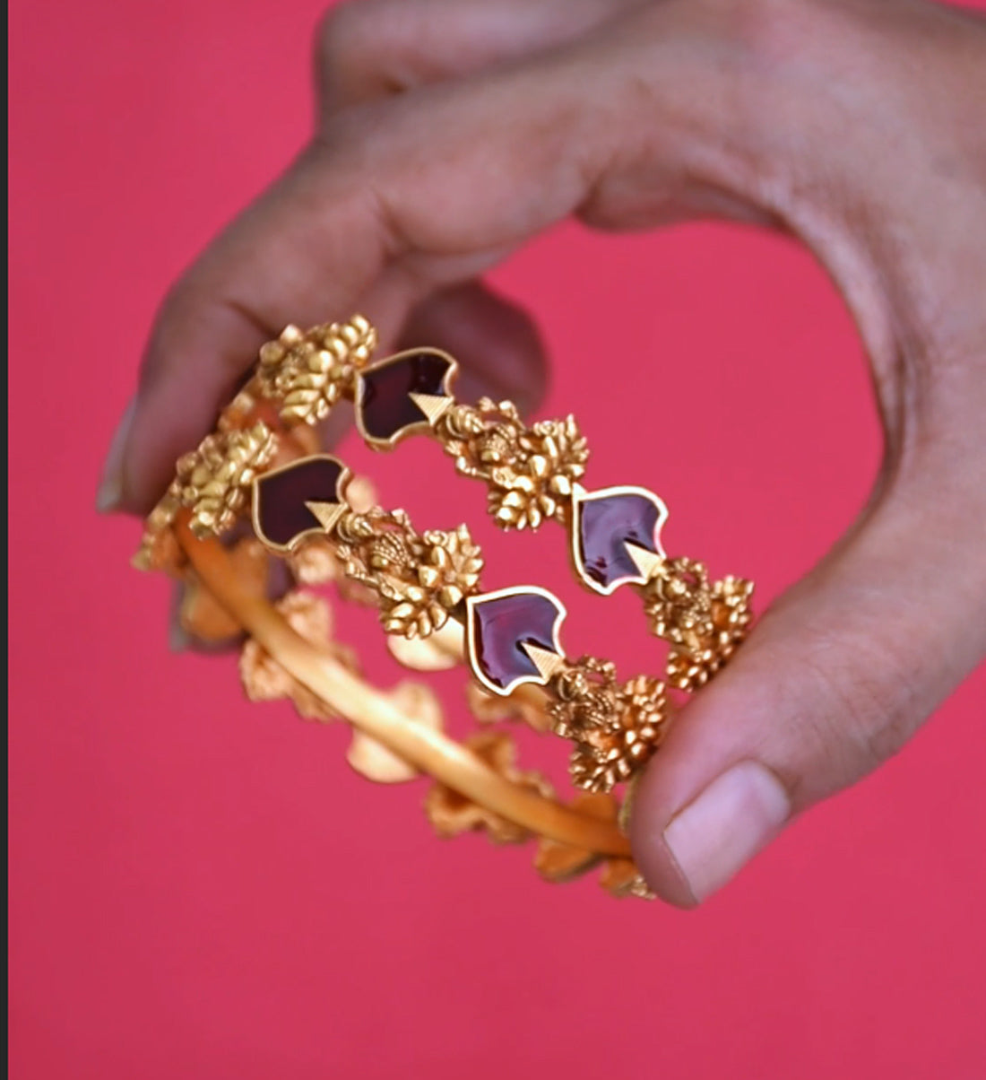 Antique Matte Lakshmi Palakka Enamel Bangle