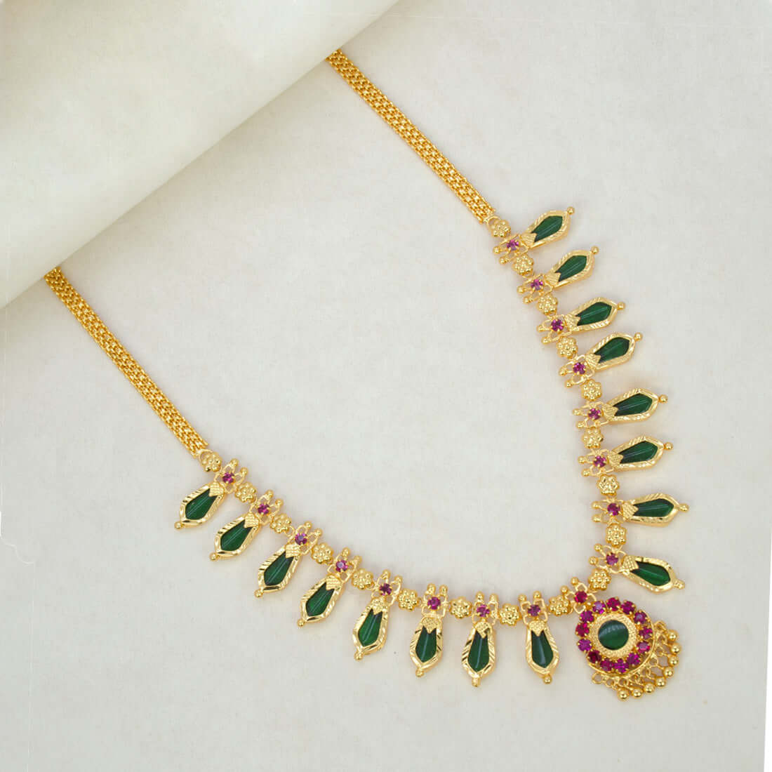 South Indian Traditional Nagapadam Necklace - 8 Stone- Green