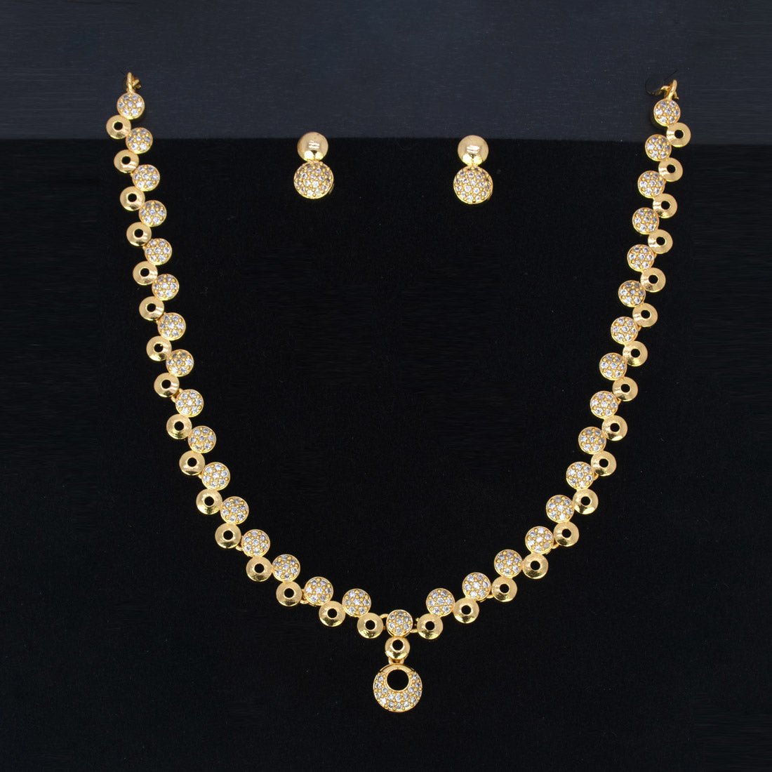 Alluring Round Gold Plated Jaipur CZ Stone Necklace Set - K Supreme
