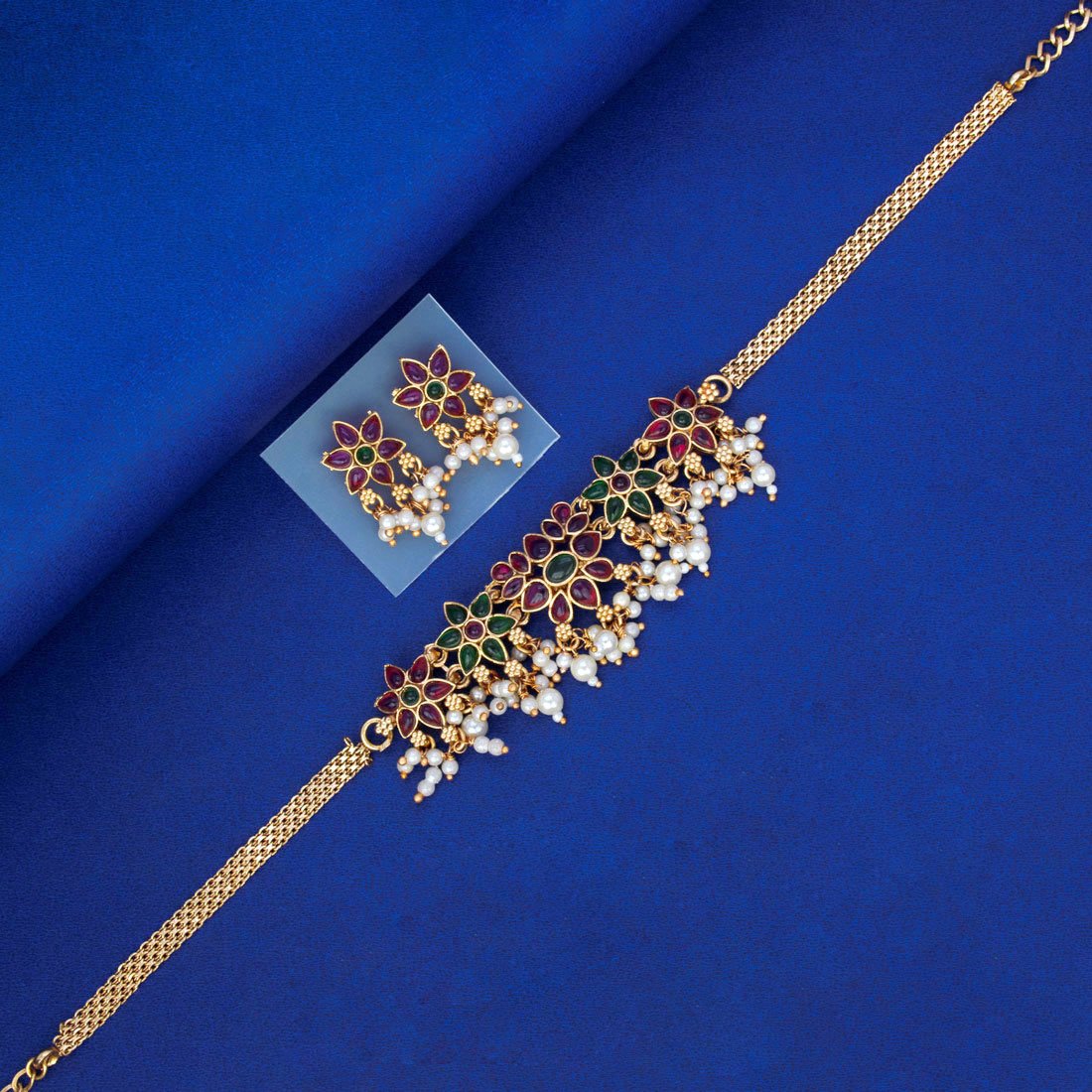 Antique Gold Plated Floral Kemp Stones Choker Set - K Supreme