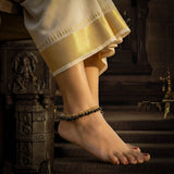 black-crystal-hanging-gold-plated-anklet-paayal