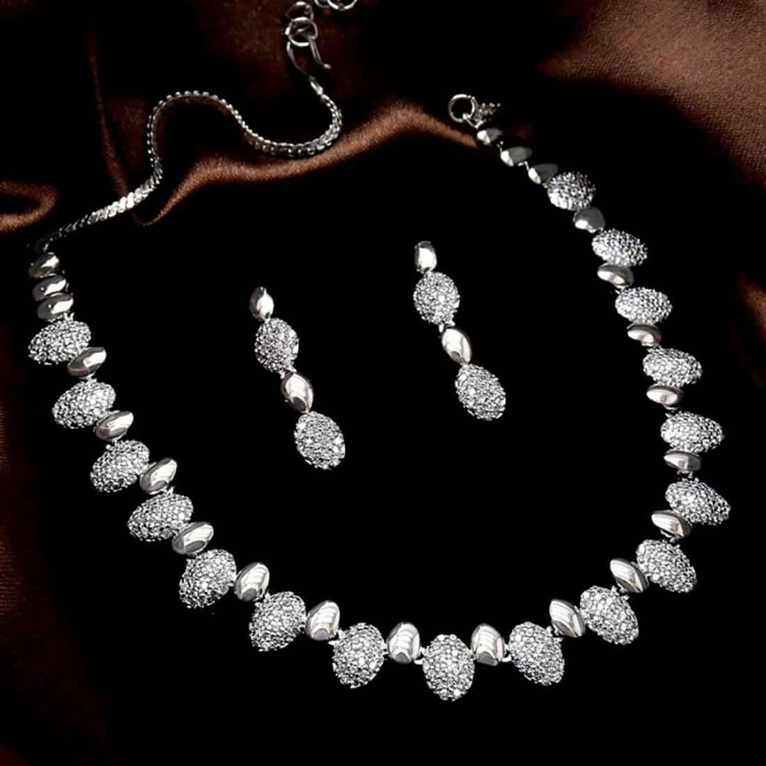 Elegant Simple Oval Shape Zircon Necklace Set - K Supreme