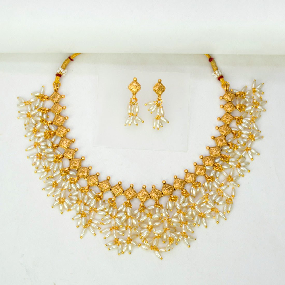 Exquisite Gold Plated Pearl Hanging Choker Necklace Set - KSupreme