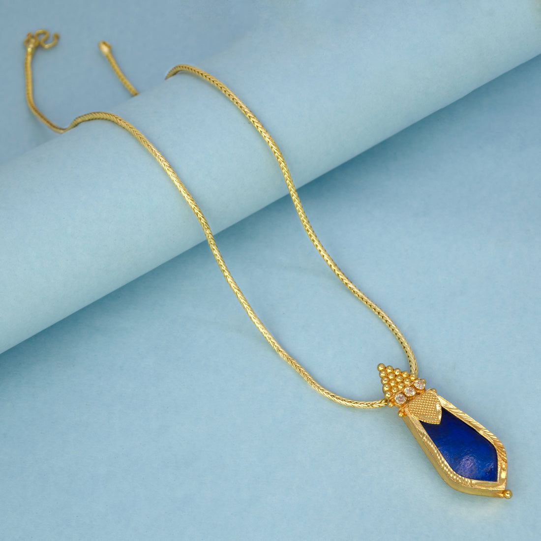 Gold Plated Medium Blue Nagapadam Pendant Chain