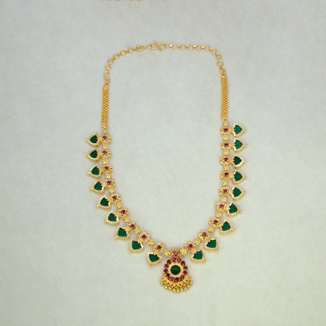 Gold Plated Traditional Indian Palakka Necklace - 9 Stones - K Supreme