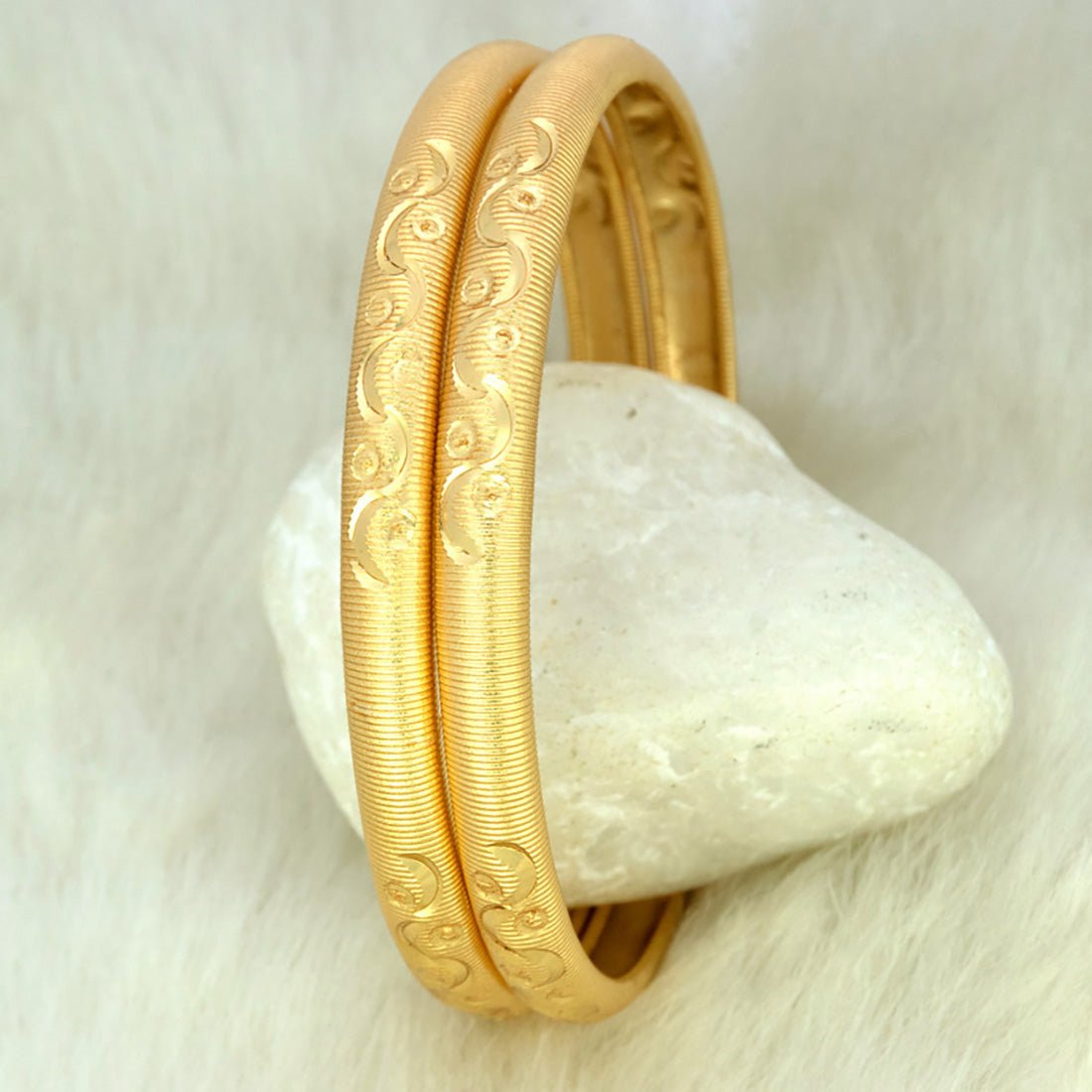 Gold Plated Wave Design Light - Weight Pipe Bangles - KSupreme