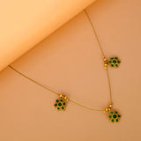 invisible-chain-triple-floral-pendant-necklace_e