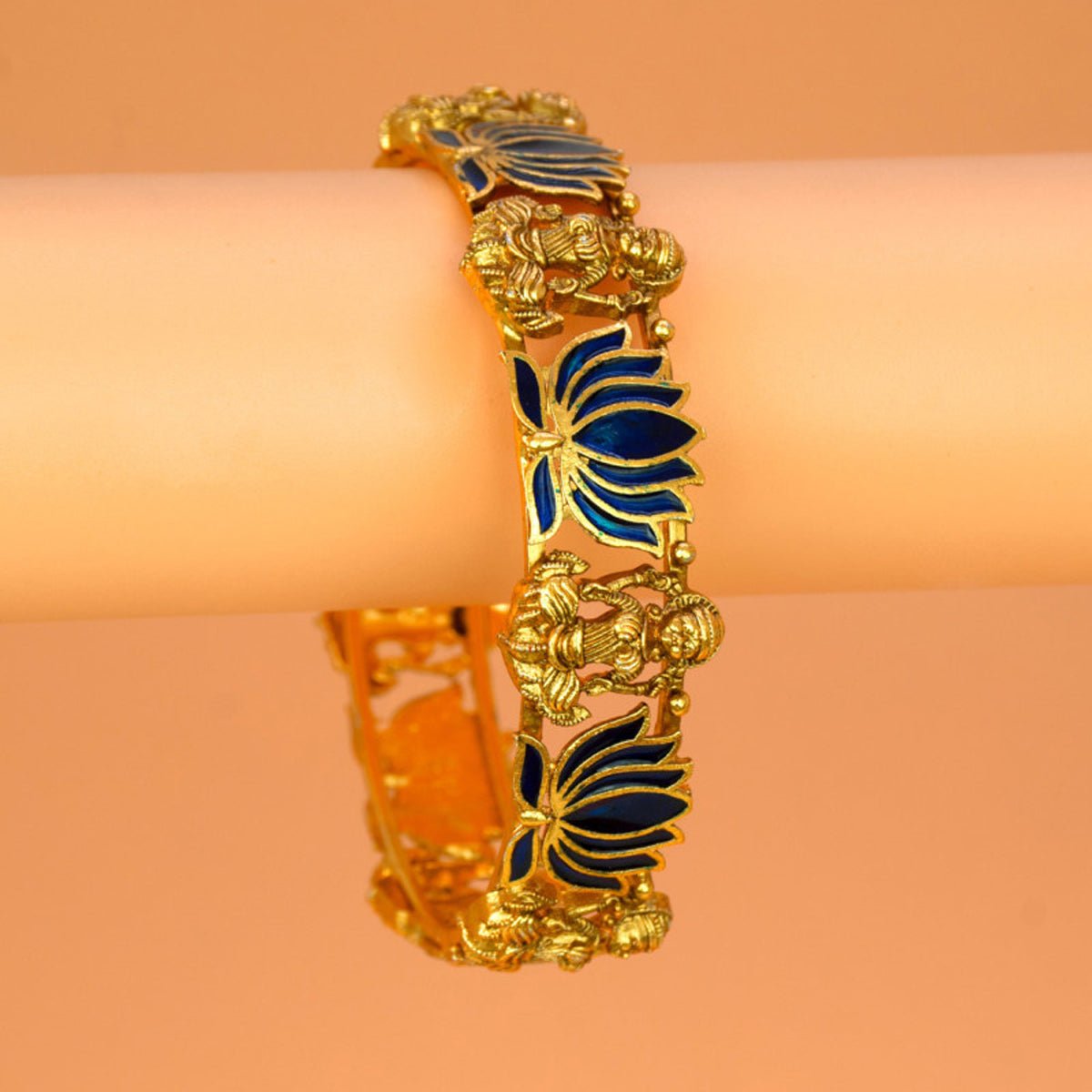 Luxe Matte Finish Lakshmi Lotus Enamel Bangle - KSupreme