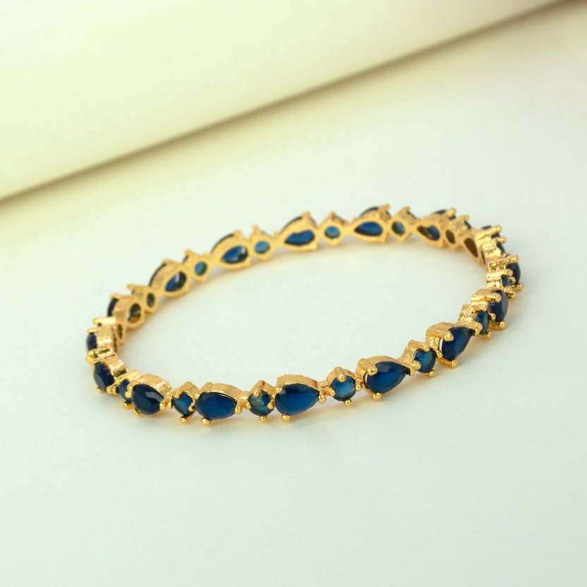 Sparkling Gold Plated Oval and Round Stone Bangle - KSupreme