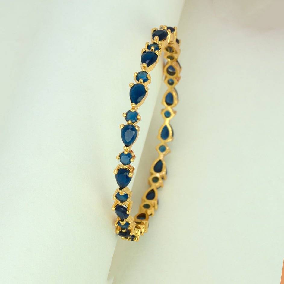 Sparkling Gold Plated Oval and Round Stone Bangle - KSupreme