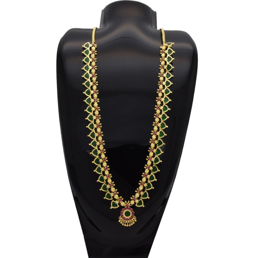 traditional-kerala-green-palakka-mala-long-haram-chain